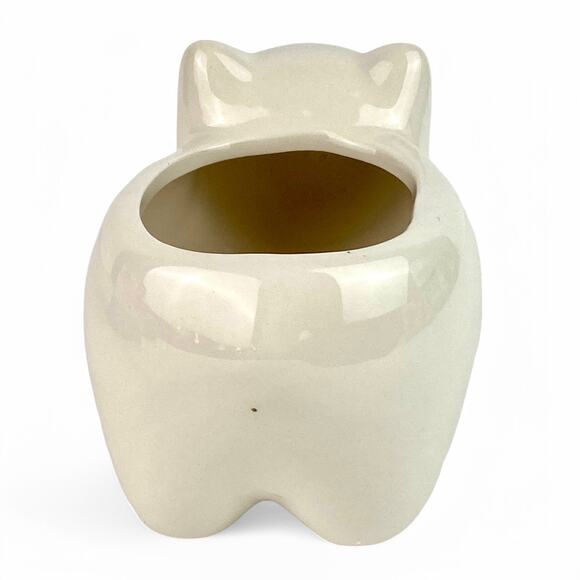 Paul Polar Bear Ceramic Animal Planter Grow Kit Perfect for Succulents - Picture 5 of 6